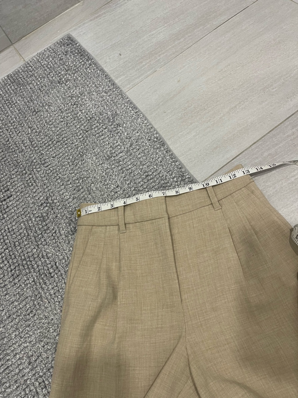 Wilfred effortless pants beige cream tone size 2 inseam 32” tall trousers - Picture 8 of 9